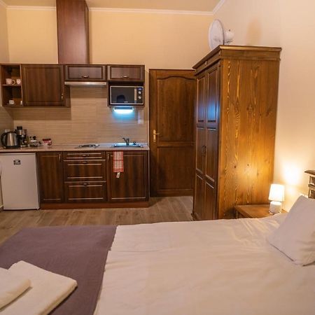Toscana Apartman Гюла Екстериор снимка