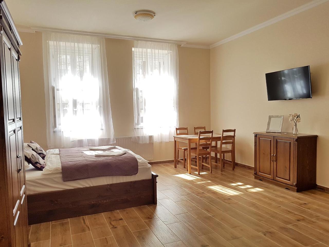 Toscana Apartman Гюла Екстериор снимка